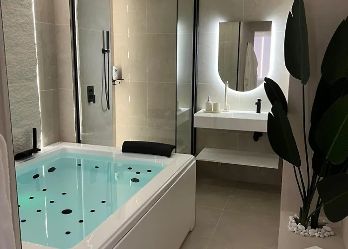 アパート Crystal